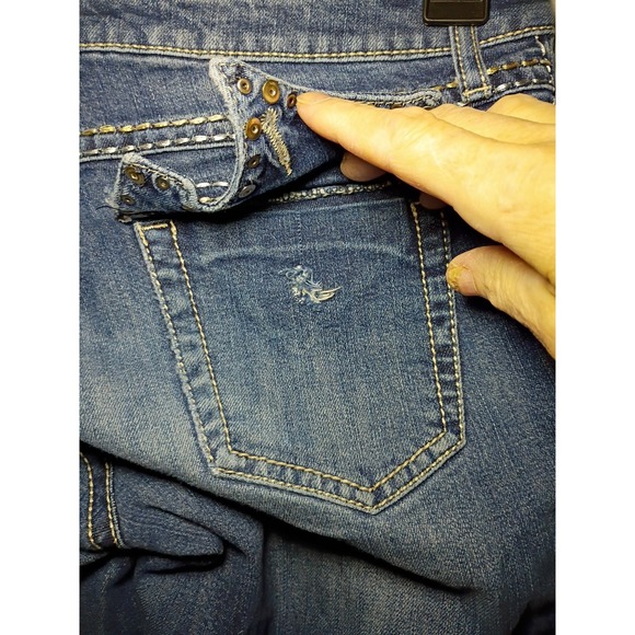 Wrangler Rock 47 Jeans Women 3/4 30x34 Bootcut Low Rise Y2K Cowgirl Rhinestones - Picture 4 of 10